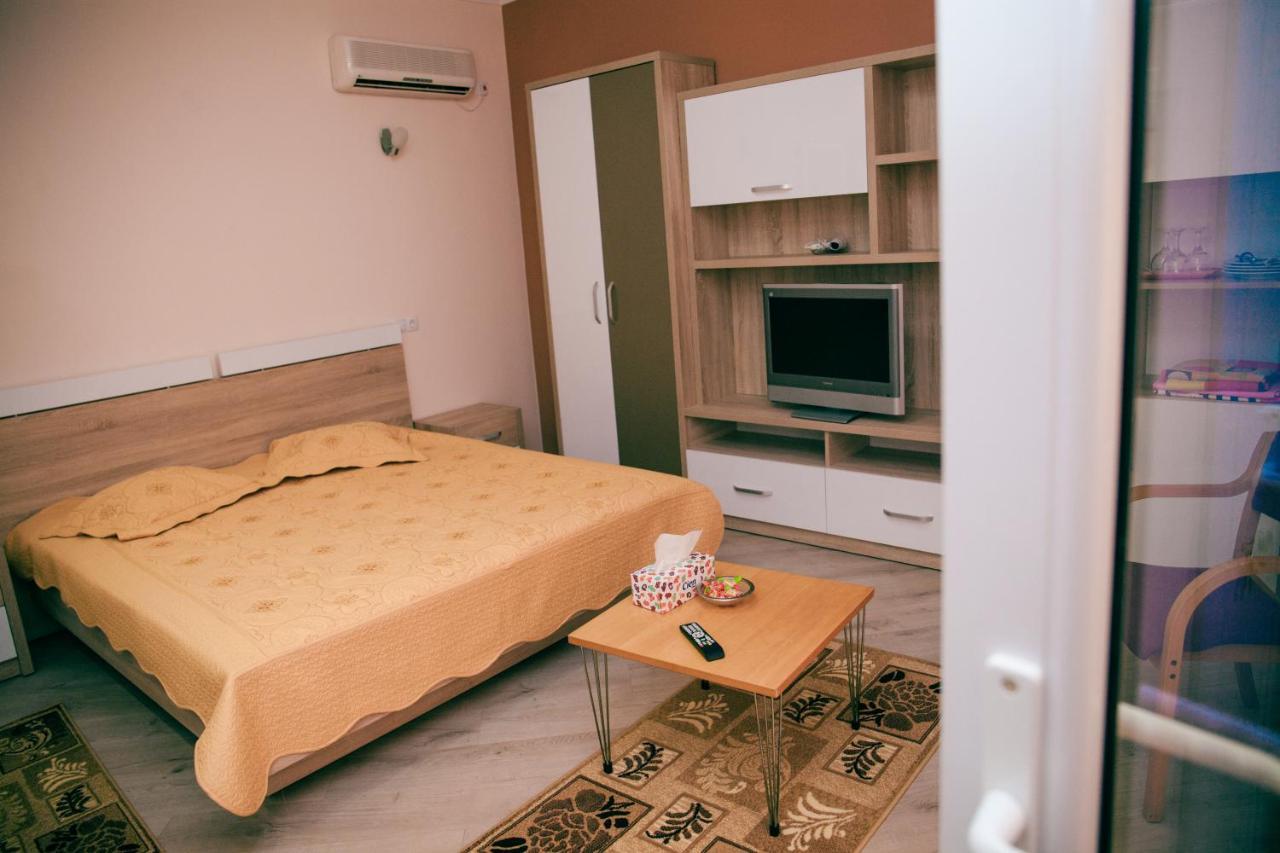 Apartament Cora Centru ピテシュティ エクステリア 写真